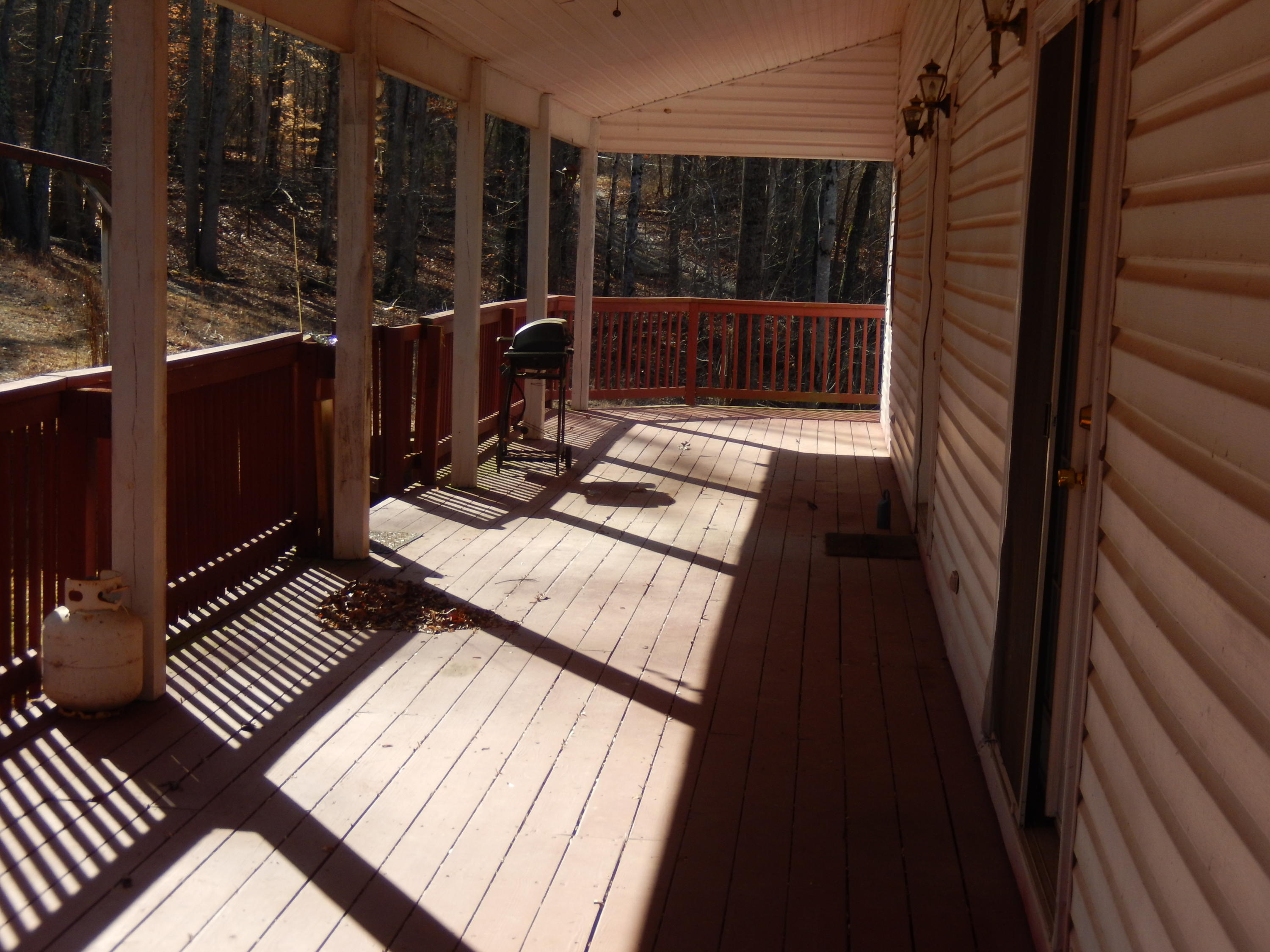 2707 Northridge Road Hardy, VA 24101 - Photo 14 of 20 Side view of front deckDSCN0270