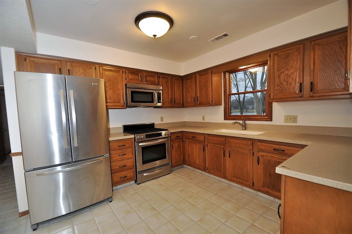 11512 Ransgate Court Fort Wayne, IN 46814 - Photo 9 of 29 Gallery Image 9