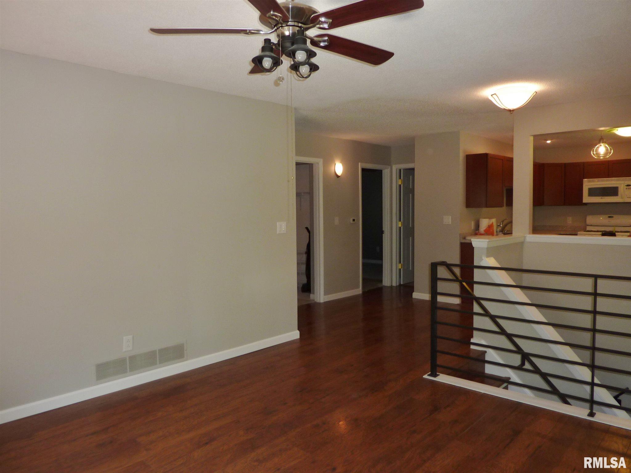 131 Westerfield Road Davenport, IA 52806 - Photo 6 of 17 Gallery Image 6