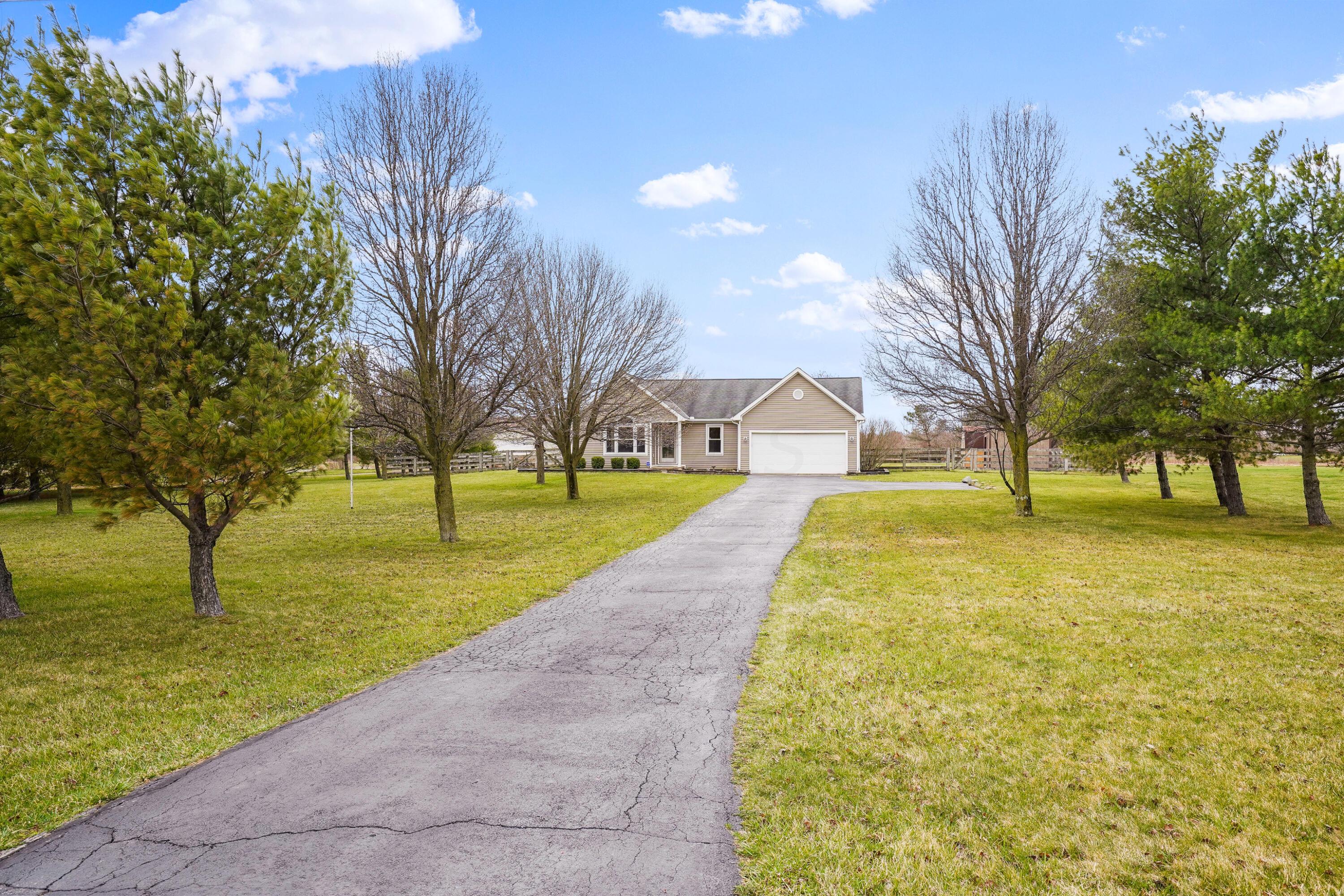 6949 Watkins Road Delaware, OH 43015 - Photo 3 of 67 Gallery Image 3