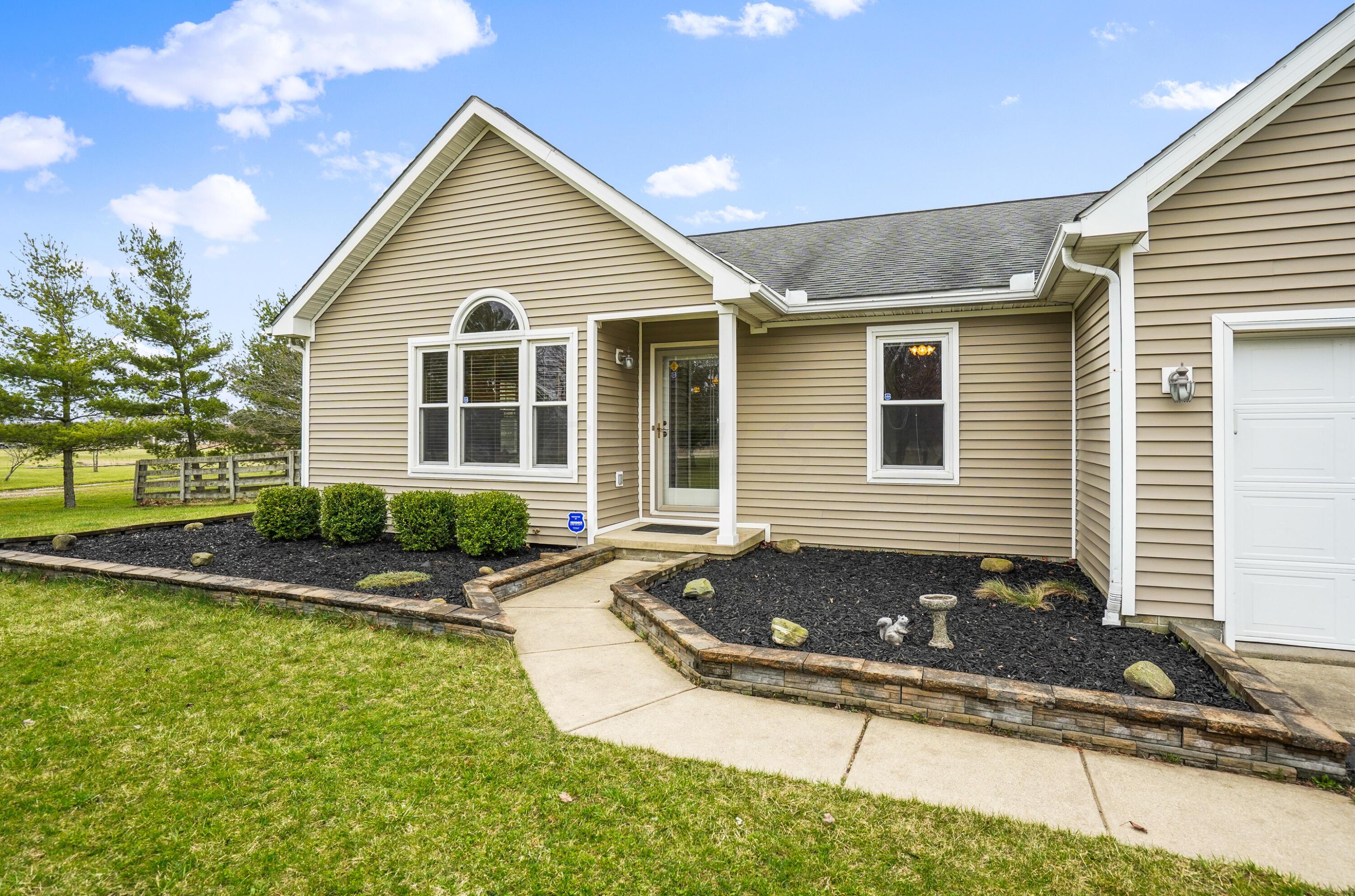 6949 Watkins Road Delaware, OH 43015 - Photo 6 of 67 Gallery Image 6