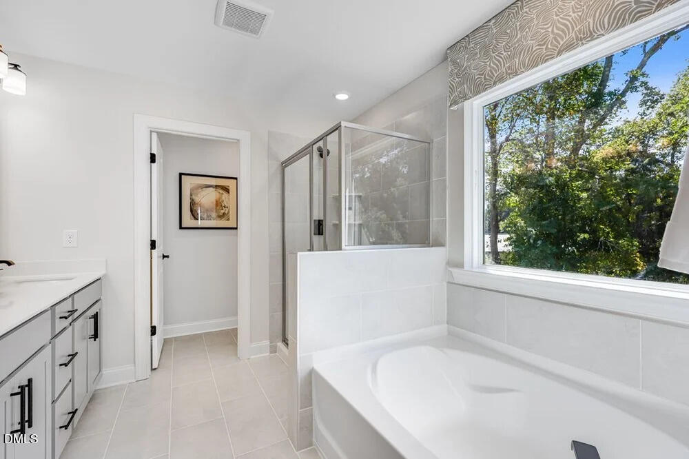 1204 Condor Jct Road Wendell, NC 27591 - Photo 19 of 31 Primary Bath