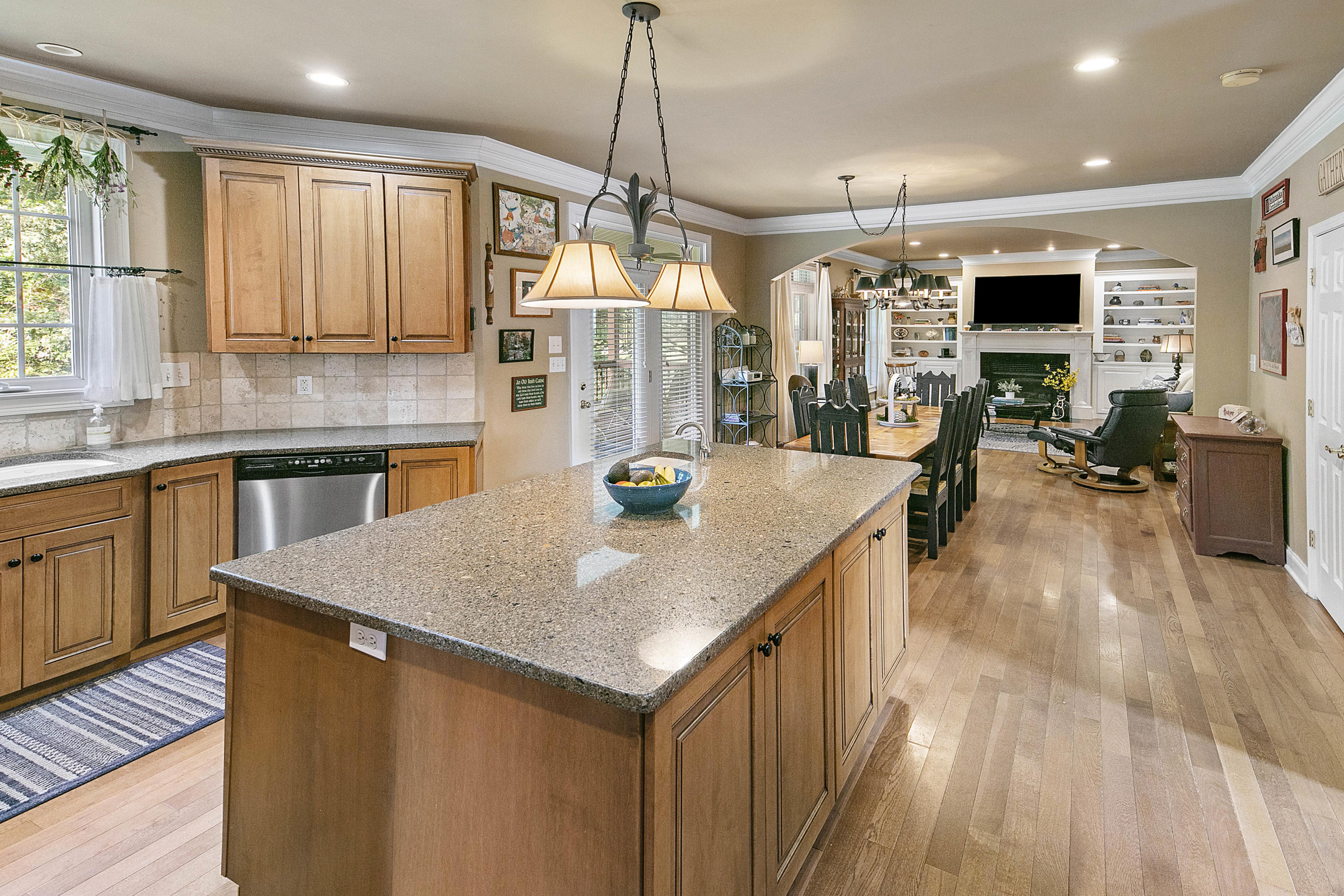 211 Alpine Drive Clinton, TN 37716 - Photo 12 of 40 1L9A3169