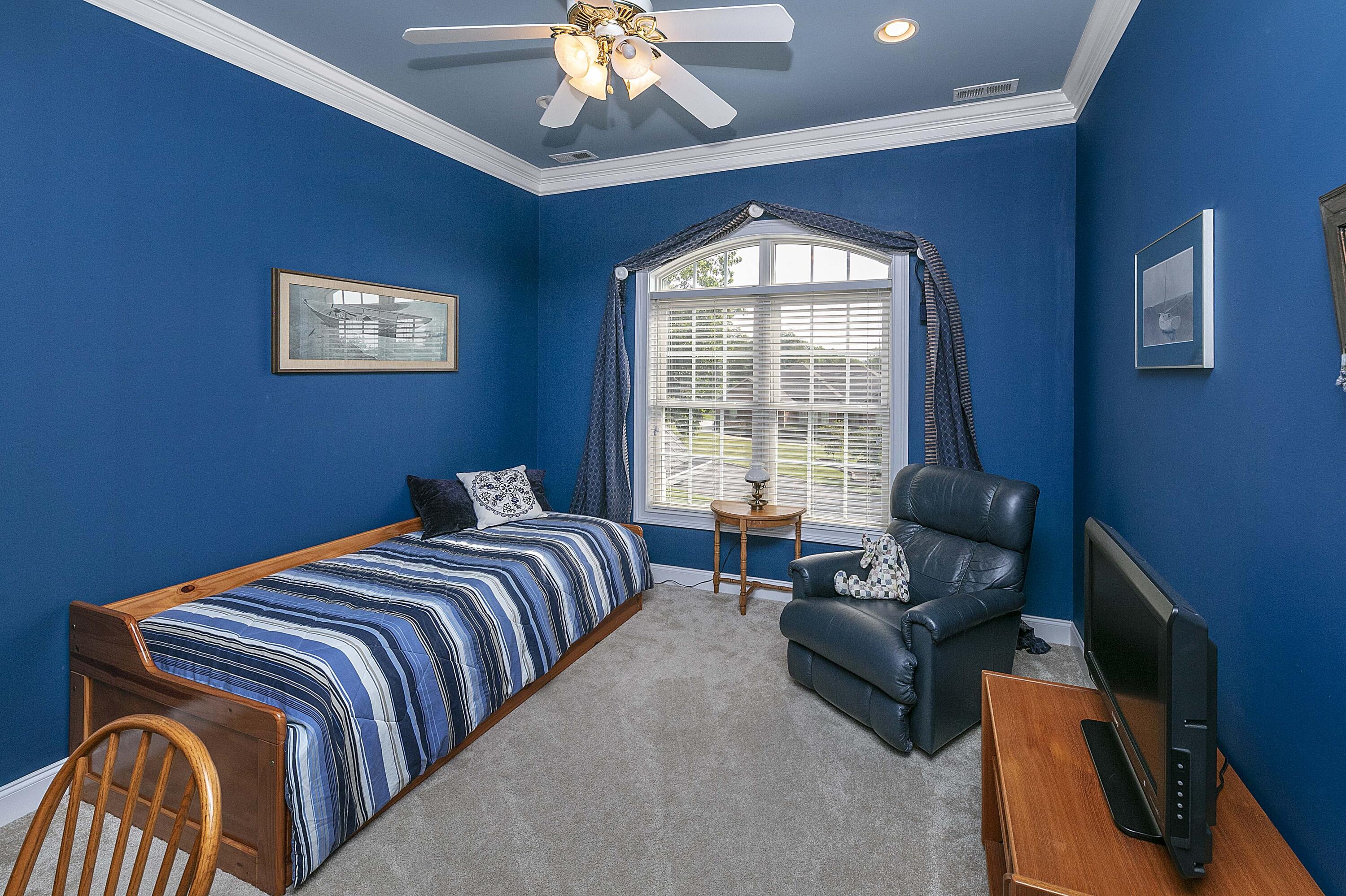 211 Alpine Drive Clinton, TN 37716 - Photo 29 of 40 1L9A3183