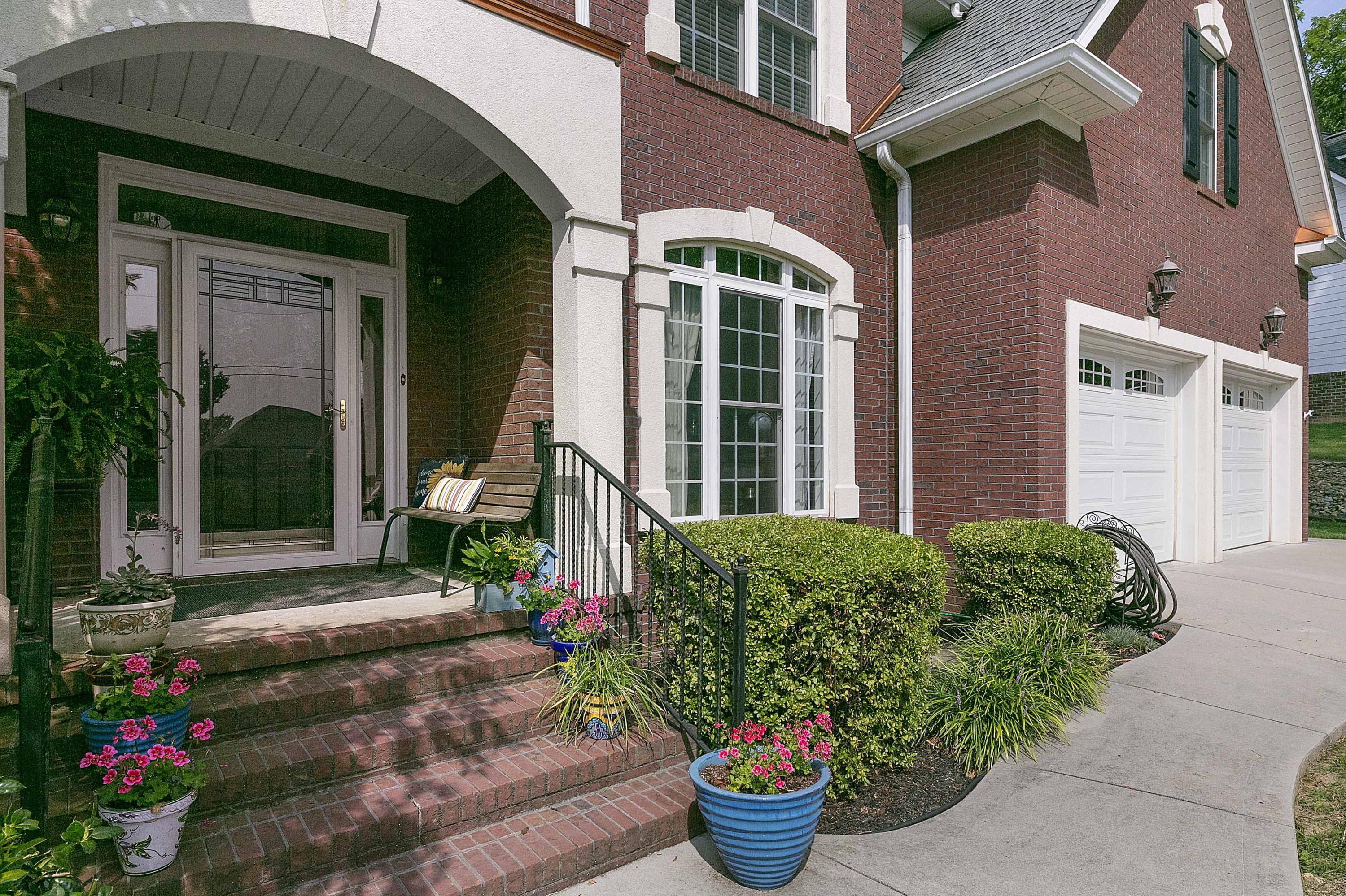 211 Alpine Drive Clinton, TN 37716 - Photo 6 of 40 1L9A3255