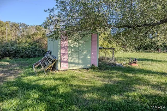 $180,000 | 730 Tower Road, Lebanon, MO 65536