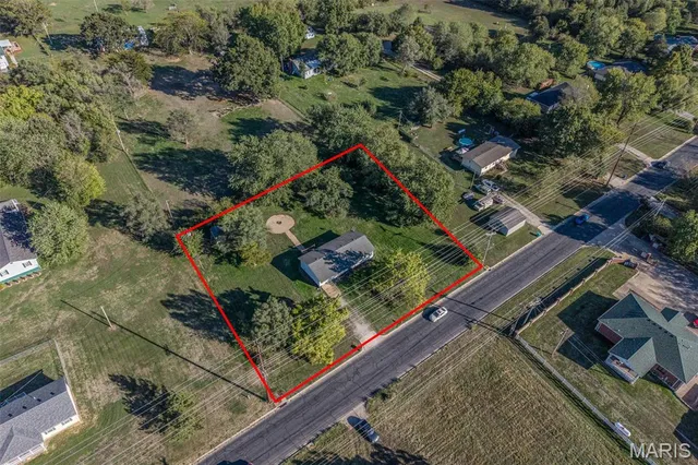 $180,000 | 730 Tower Road, Lebanon, MO 65536