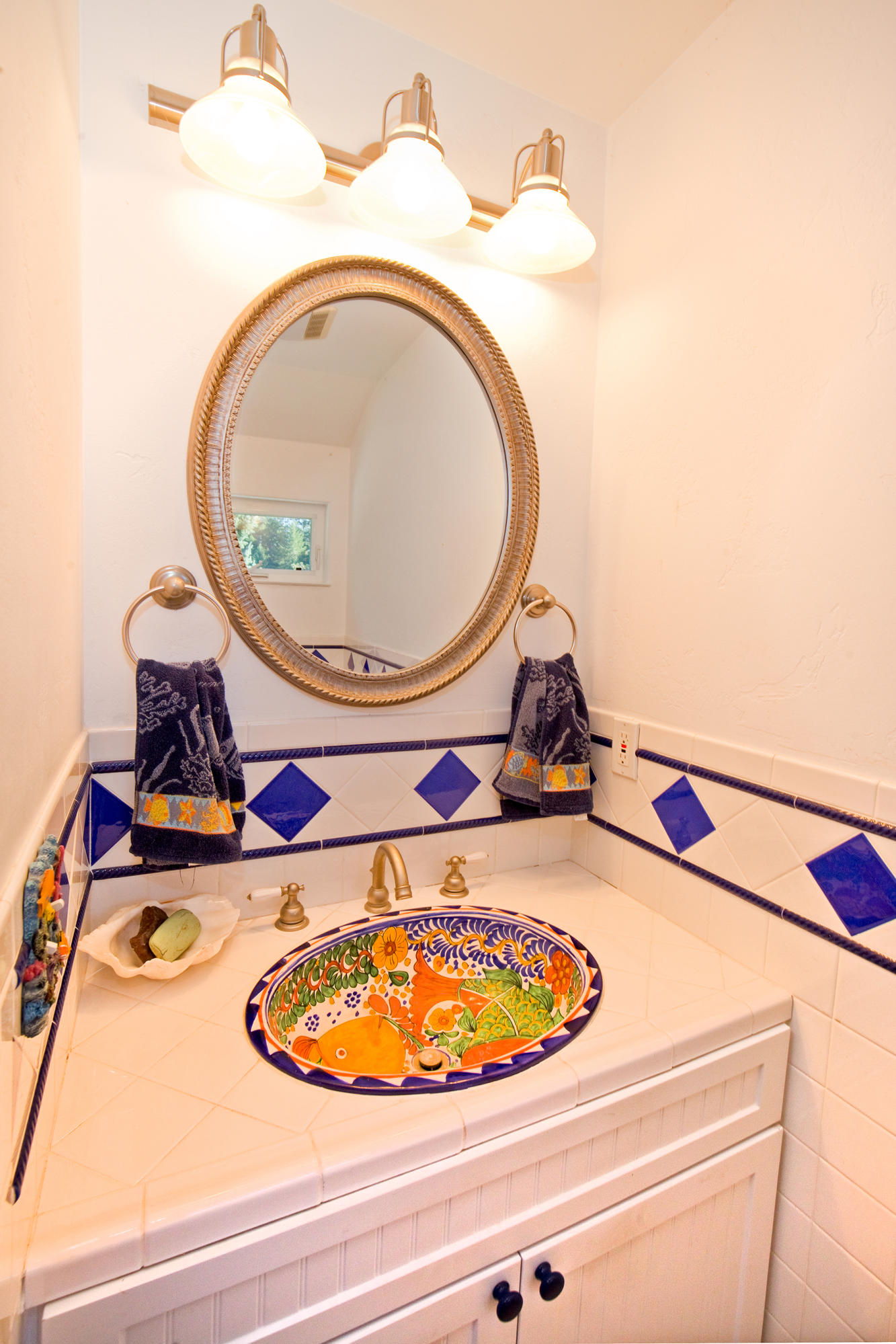 15 Spring Road Shelter Cove, CA 95589 - Photo 7 of 24 Bathroom