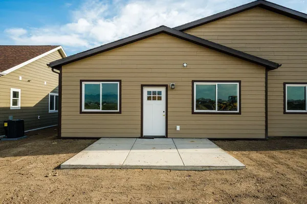 $374,000 | 614 Valley View Drive, Sheridan, WY 82801