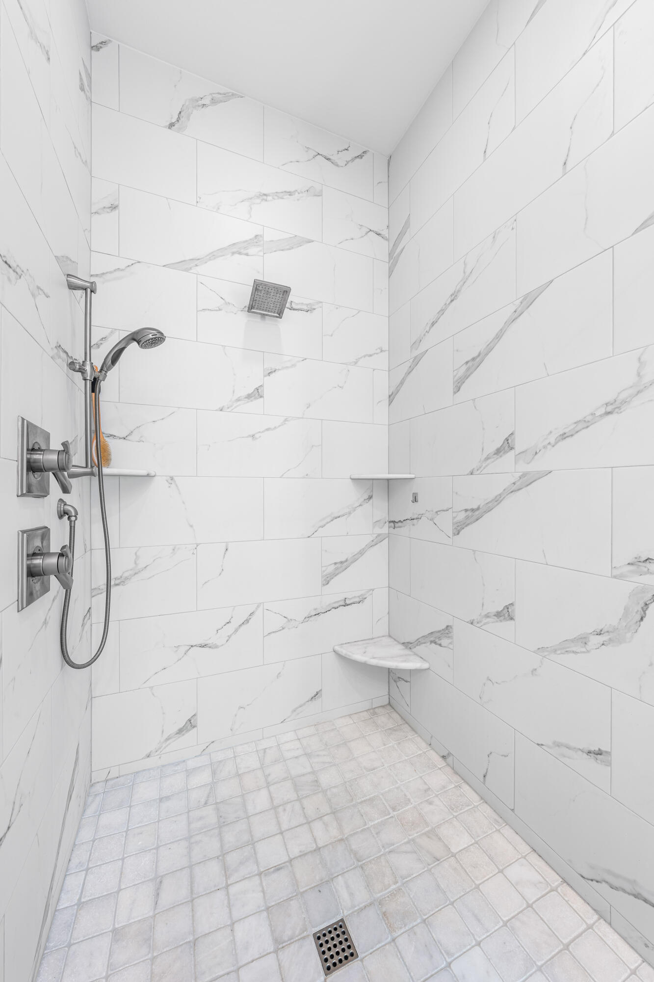 41 East Firethorn Cir Inlet Beach Inlet Beach, FL 32461 - Photo 50 of 66 a bathroom with a shower