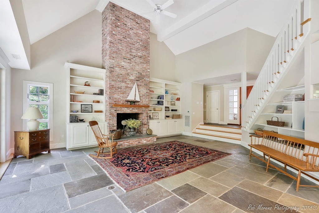 17 Inverness Circle Boxford, MA 01921 - Photo 3 of 30