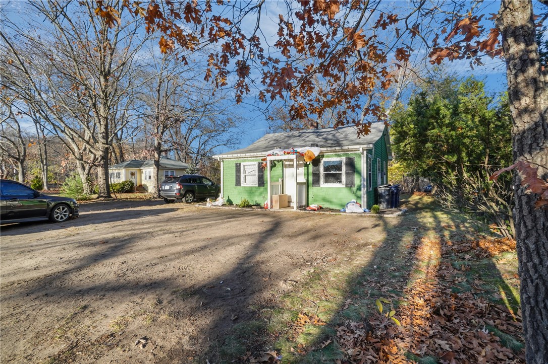 355 Church Avenue Warwick, RI 02889 - Photo 3 of 25