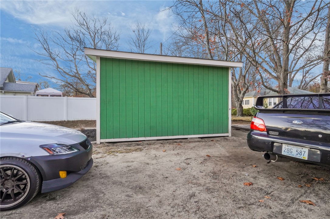 355 Church Avenue Warwick, RI 02889 - Photo 5 of 25