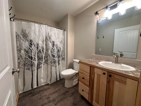 $330,000 | 401 Walnut East, Unit 1B, Saratoga, WY 82331