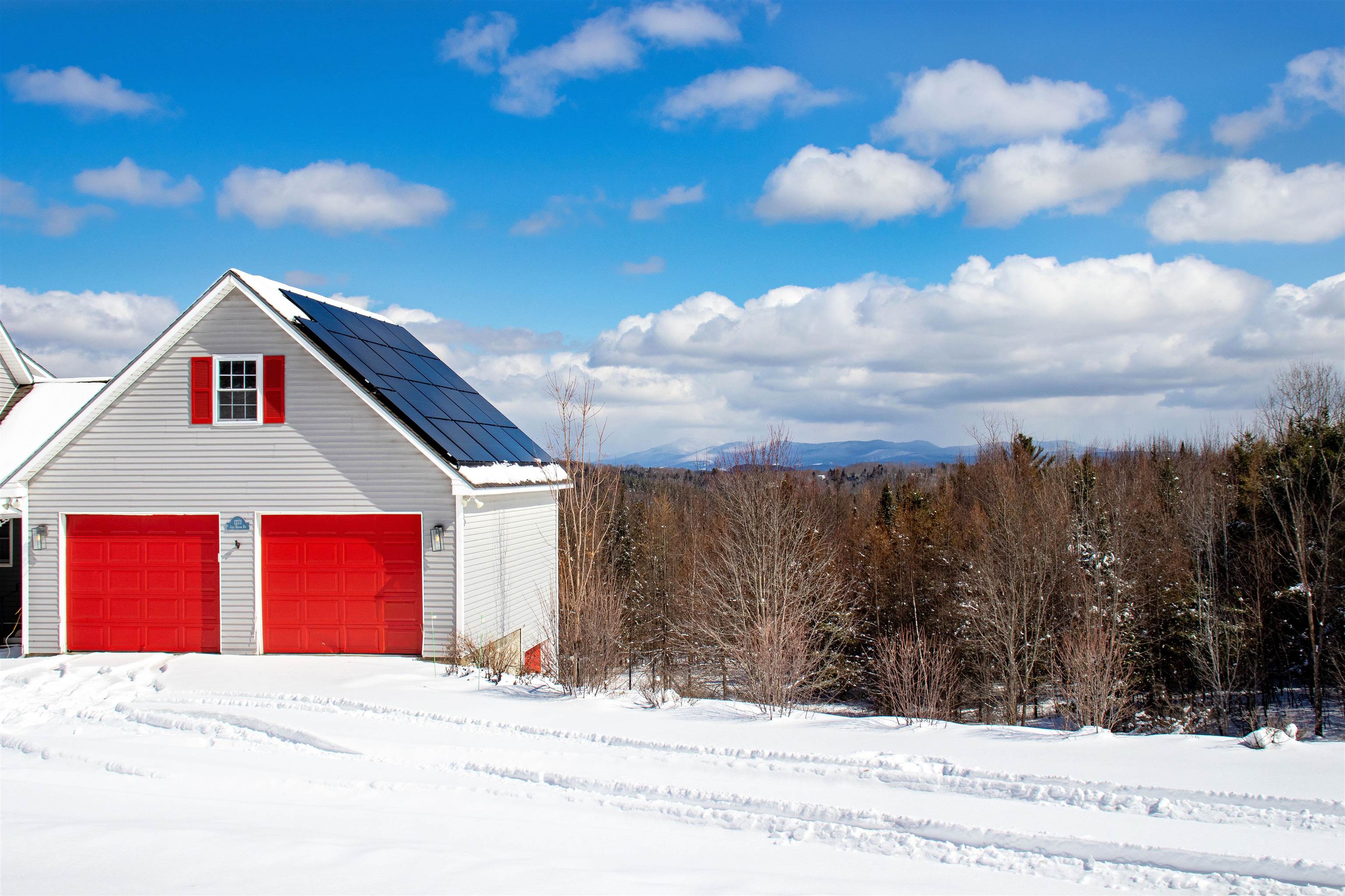 1271 Joes Brook Road Danville, VT 05828 - Photo 4 of 59