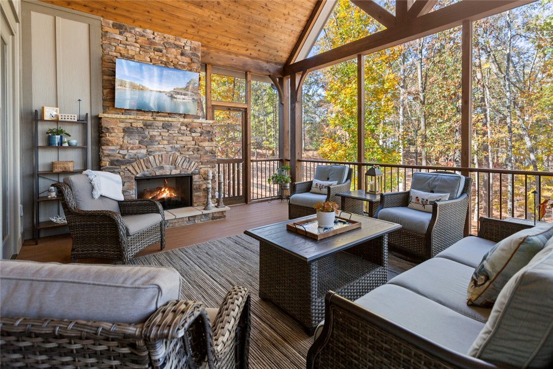 215 Elderberry Way Seneca, SC 29672 - Photo 12 of 45