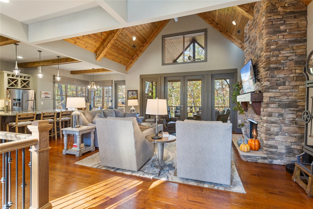 215 Elderberry Way Seneca, SC 29672 - Photo 4 of 45