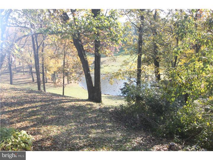 26 Spring Lake Road Royersford, PA 19468 - Photo 2 of 10 Gallery Image 2