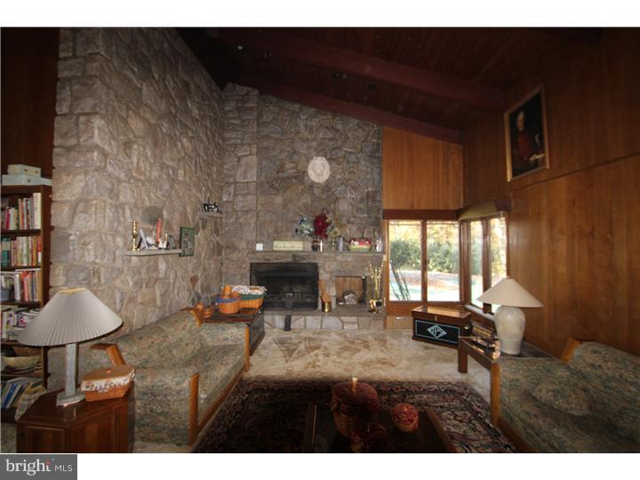 26 Spring Lake Road Royersford, PA 19468 - Photo 5 of 10 Gallery Image 5