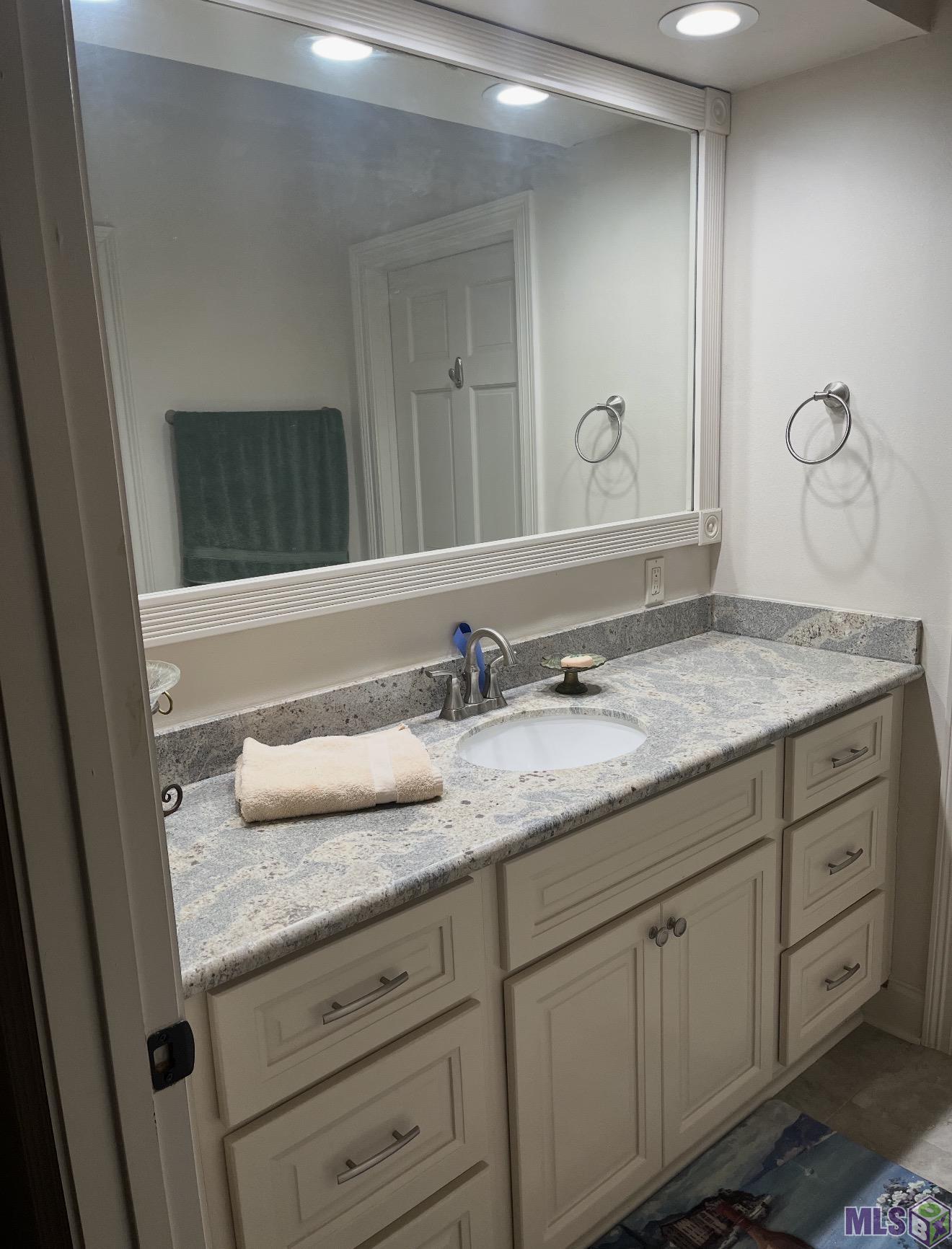 12931 Deerpath Way Baton Rouge, LA 70816 - Photo 14 of 15