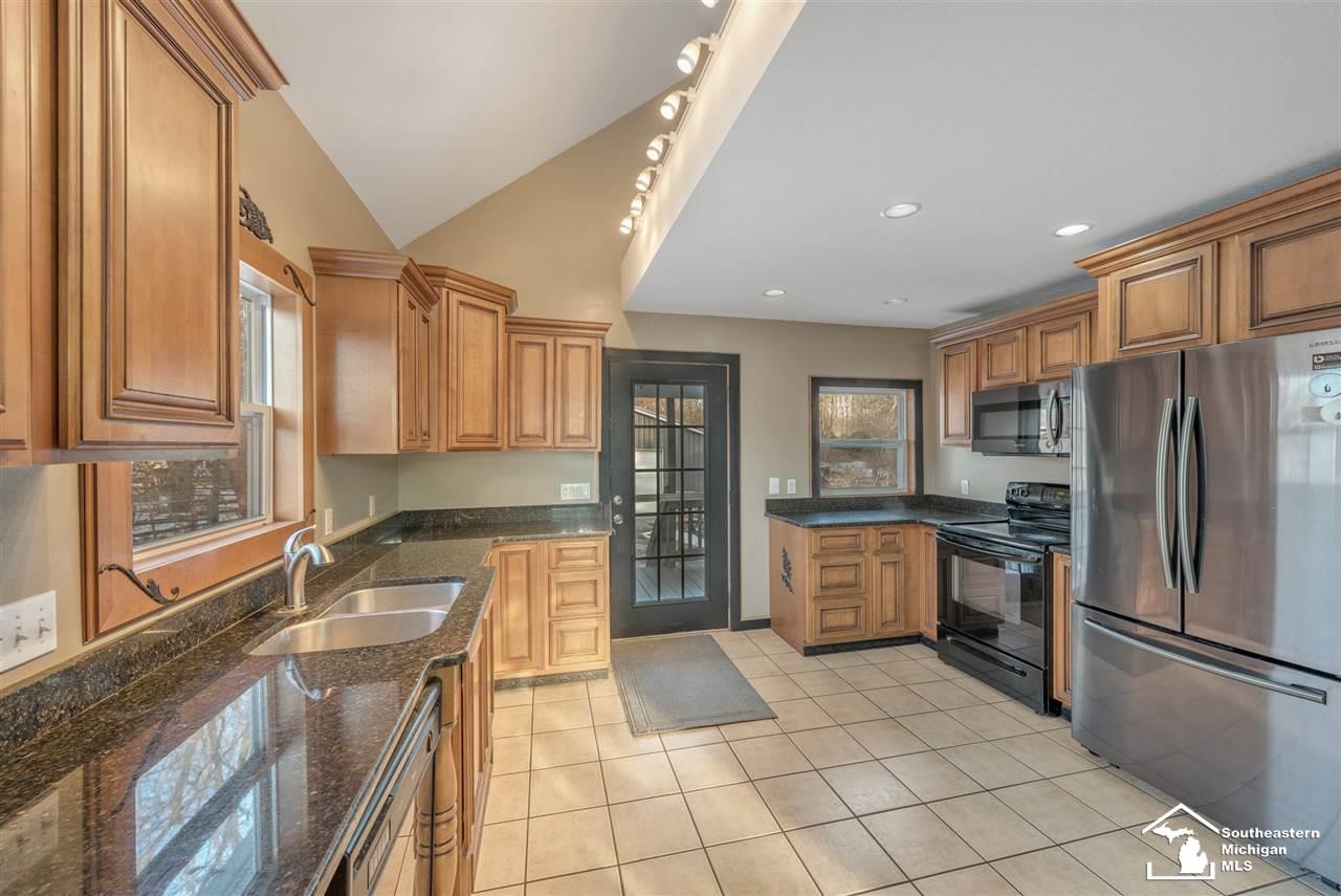 10052 Secor Road Temperance, MI 48182 - Photo 10 of 50 Gallery Image 10