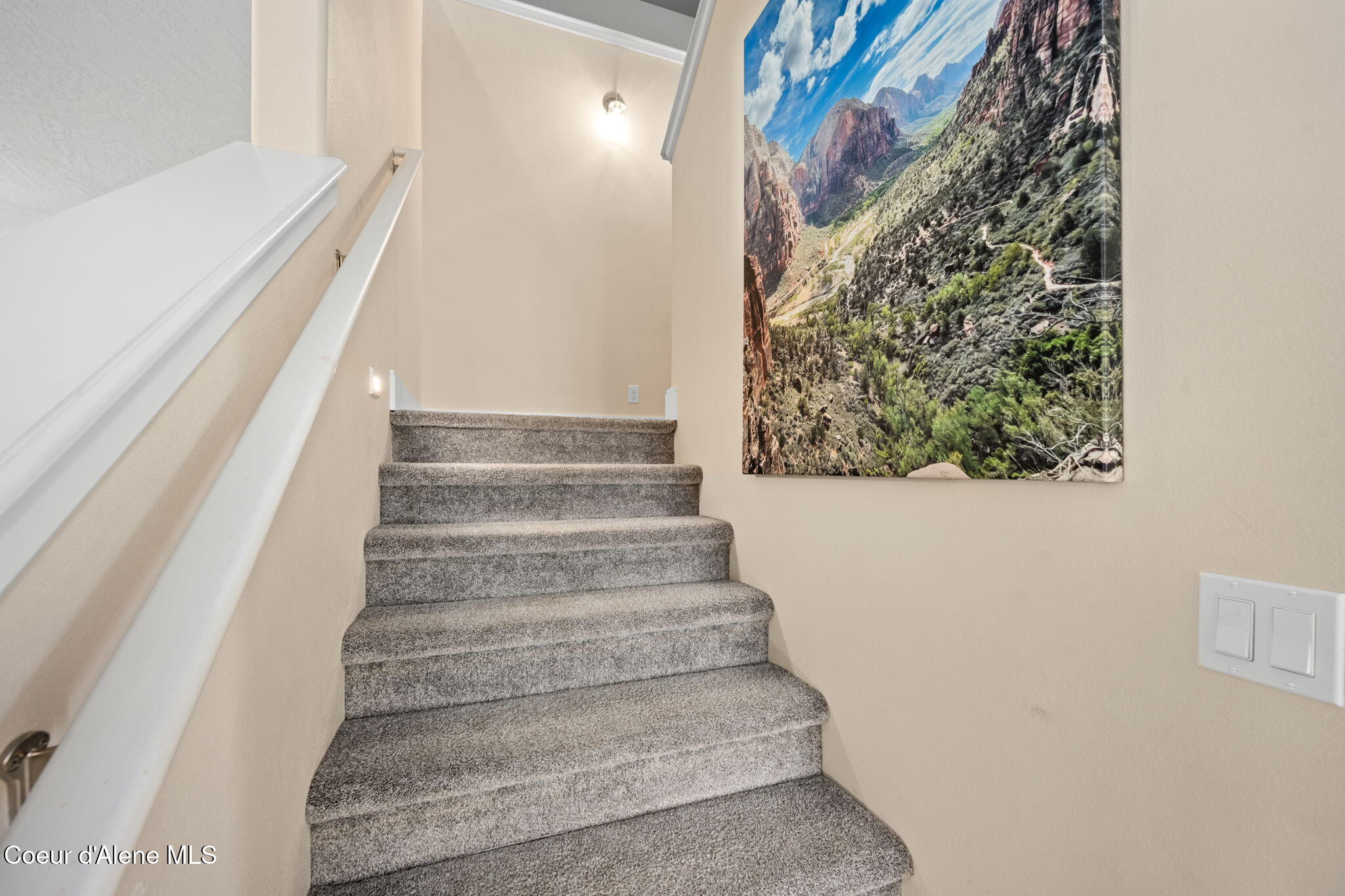 15289 North Liane Lane Rathdrum, ID 83858 - Photo 17 of 64 Lit stairs