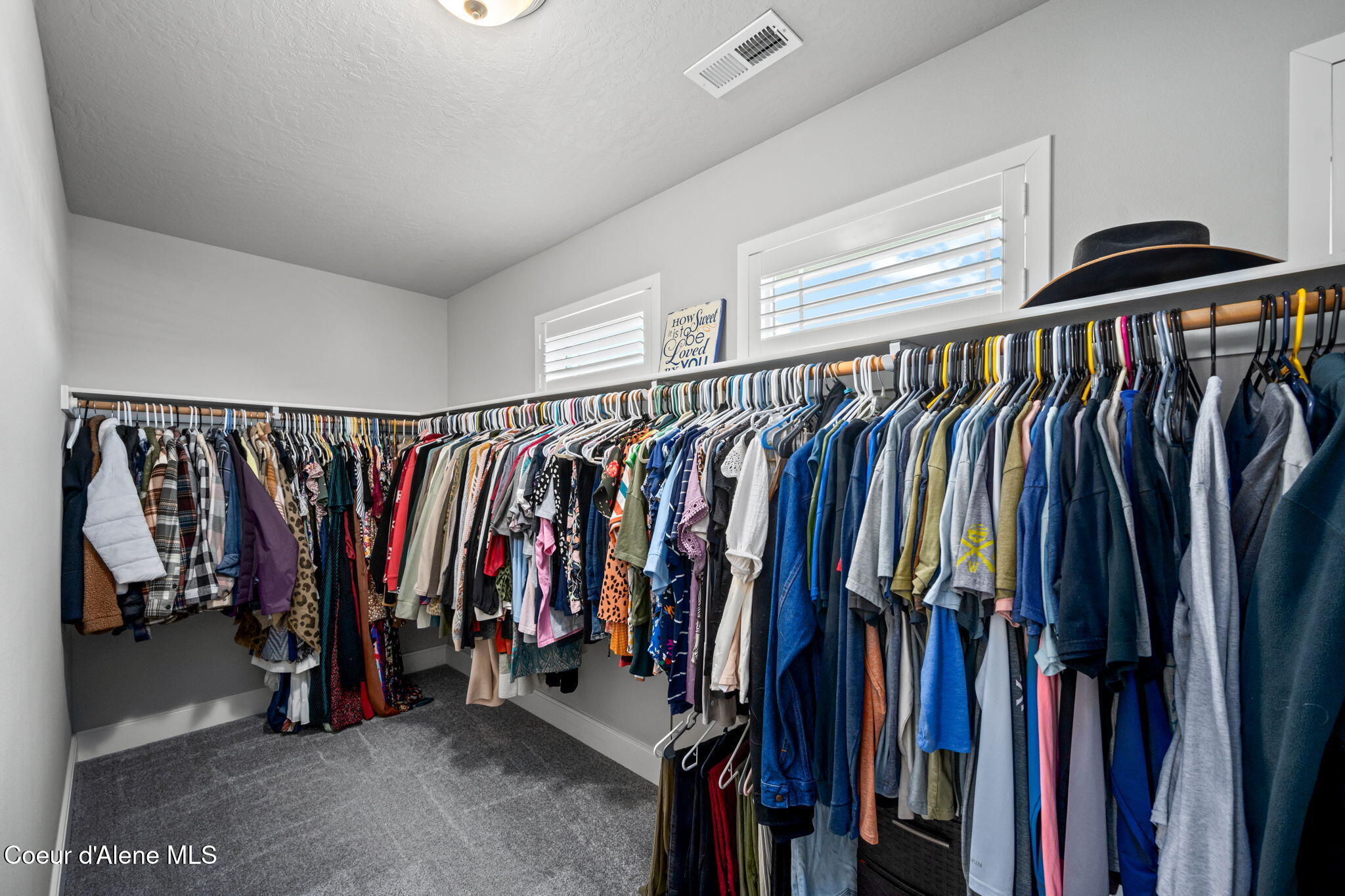 15289 North Liane Lane Rathdrum, ID 83858 - Photo 24 of 64 Master Walk-in closet