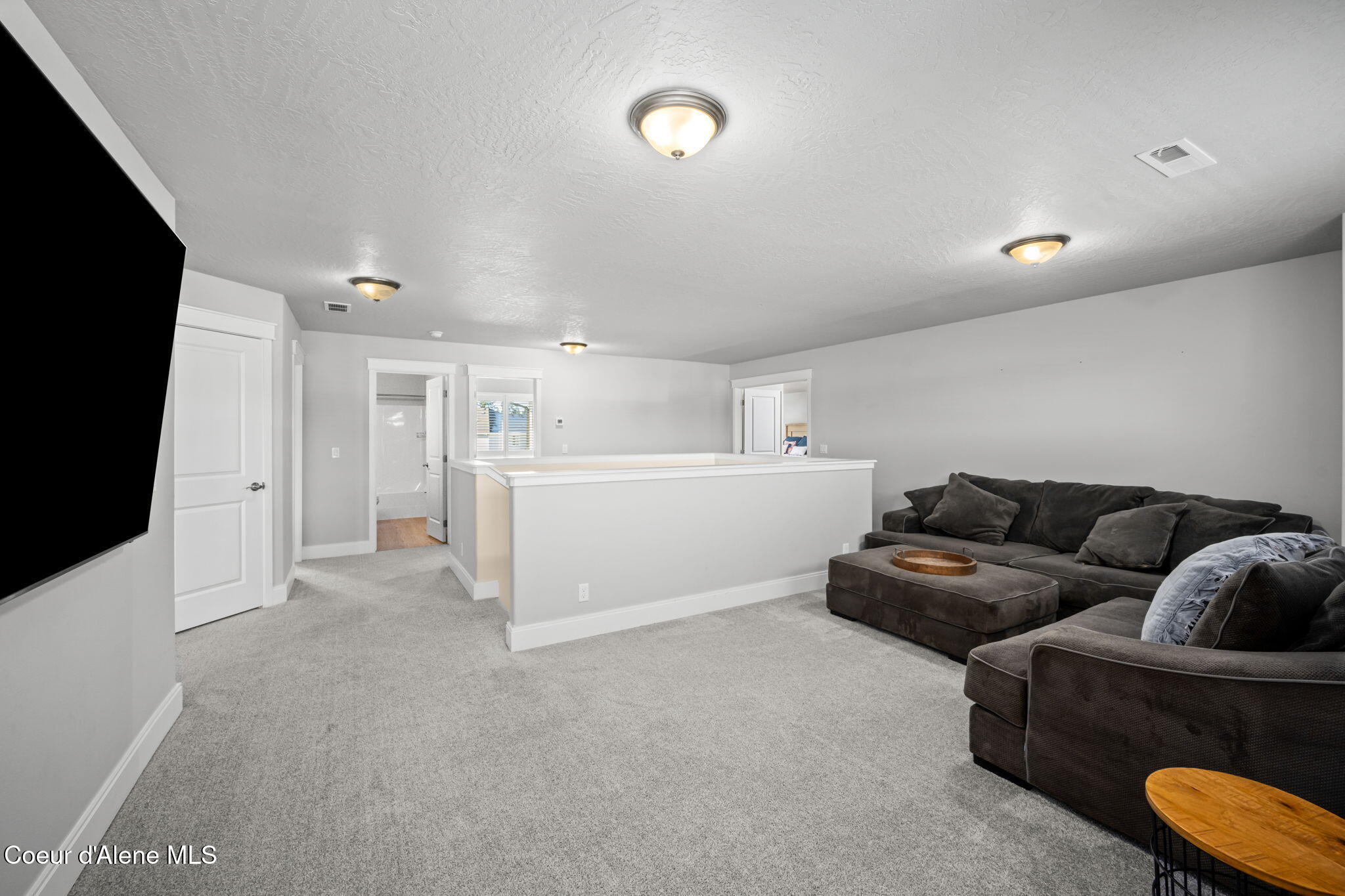 15289 North Liane Lane Rathdrum, ID 83858 - Photo 27 of 64 Large loft