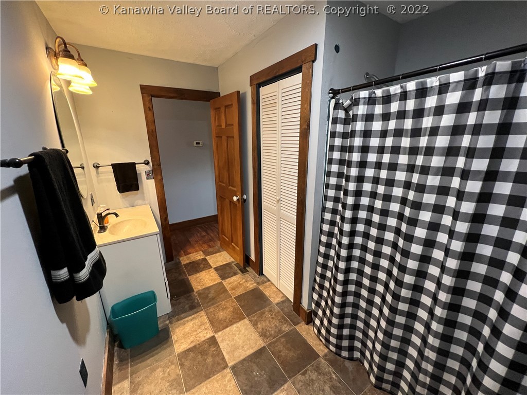 1641 Kiwanis Boulevard Point Pleasant, WV 25550 - Photo 18 of 45 Gallery Image 18