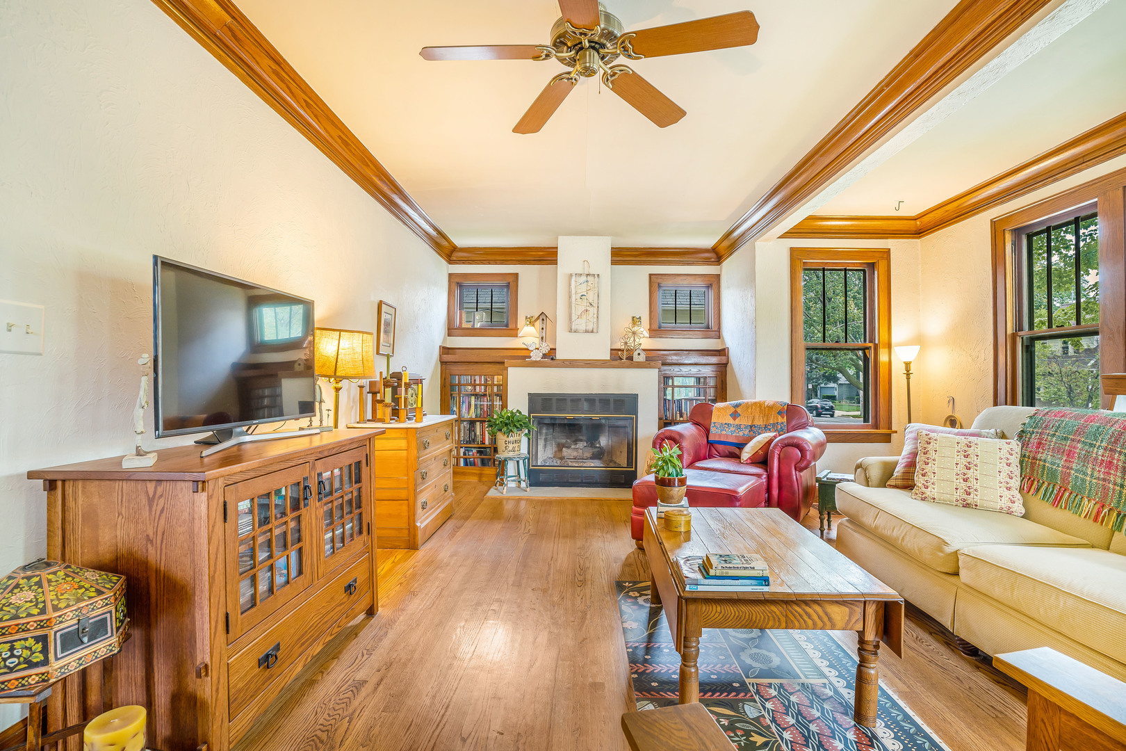 348 West Palatine Road Palatine, IL 60067 - Photo 5 of 40