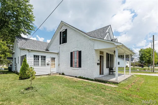 $119,000 | 109 East Gooding Street, Millstadt, IL 62260