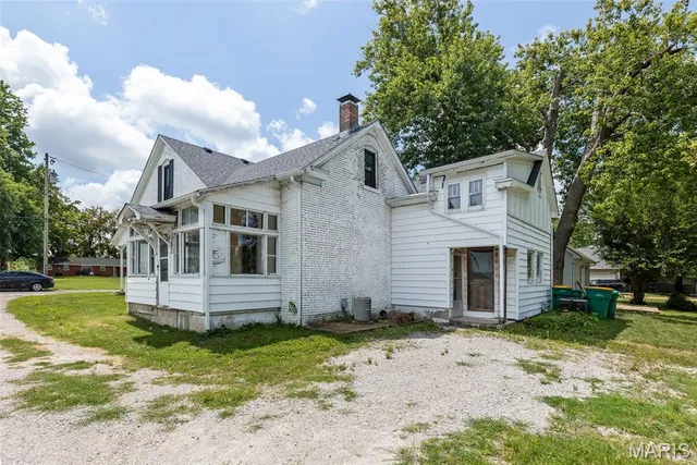 $119,000 | 109 East Gooding Street, Millstadt, IL 62260