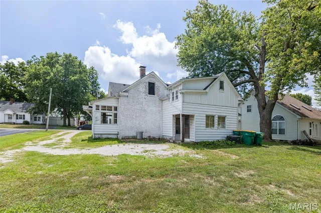 $119,000 | 109 East Gooding Street, Millstadt, IL 62260