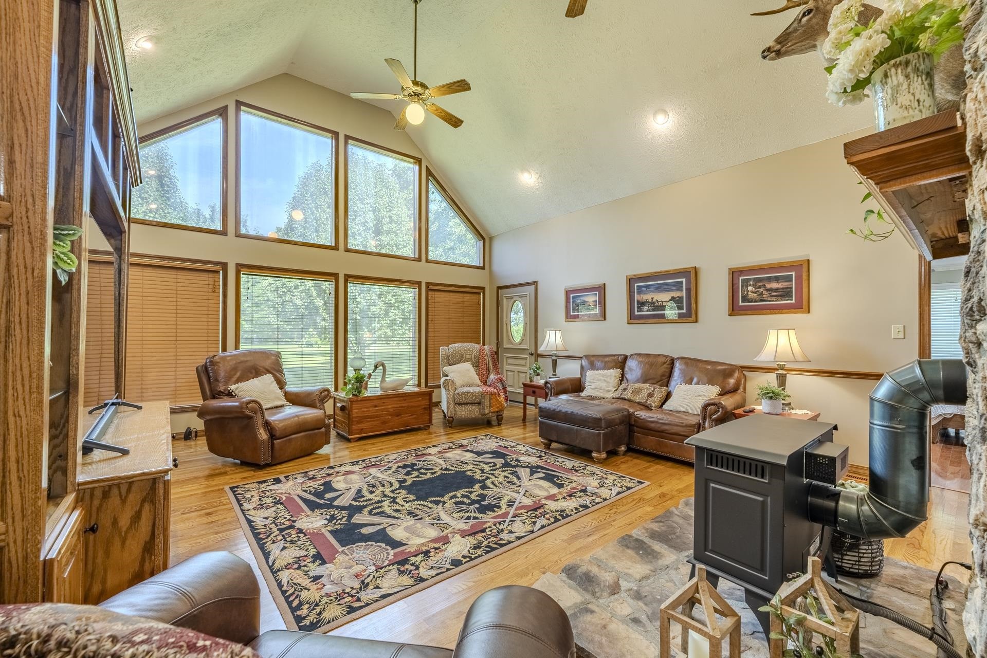 2960 Oak Grove Road Savannah, TN 38372 - Photo 6 of 40 Gallery Image 6