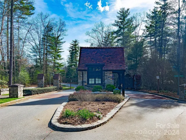 $505,000 | 99999 Racquet Club Road, Unit 2, Asheville, NC 28803