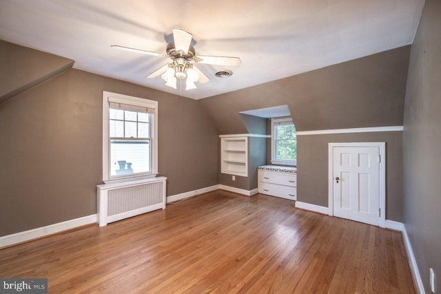 $985,000 | 104 East Oak Street, Alexandria, VA 22301