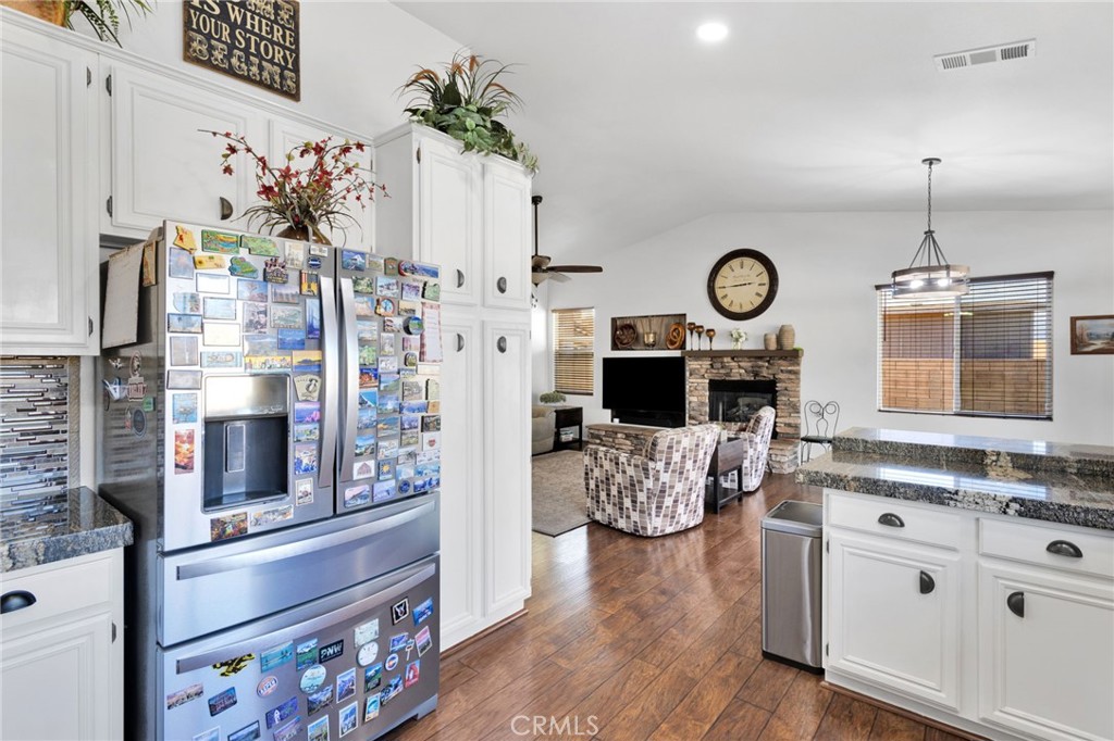 18782 KITOM Road Apple Valley, CA 92308 - Photo 16 of 47