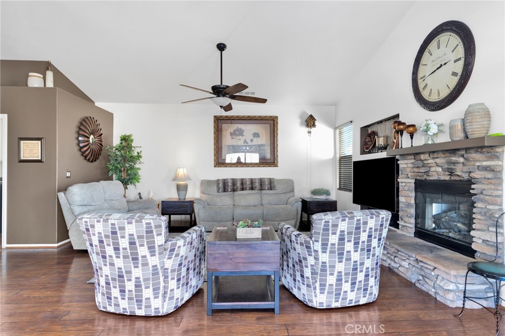 18782 KITOM Road Apple Valley, CA 92308 - Photo 10 of 47