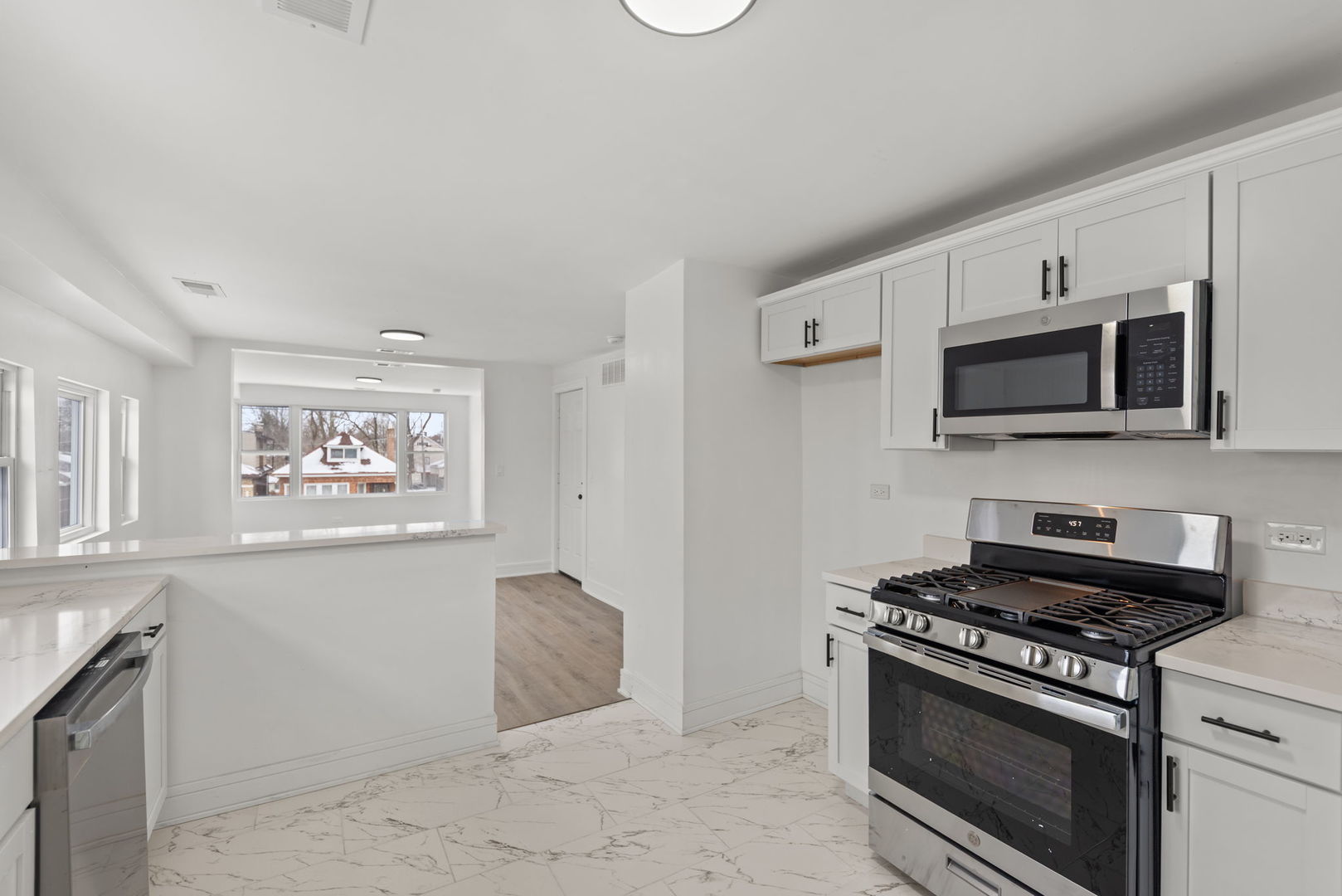 9319 South Merrill Avenue Chicago, IL 60617 - Photo 17 of 19