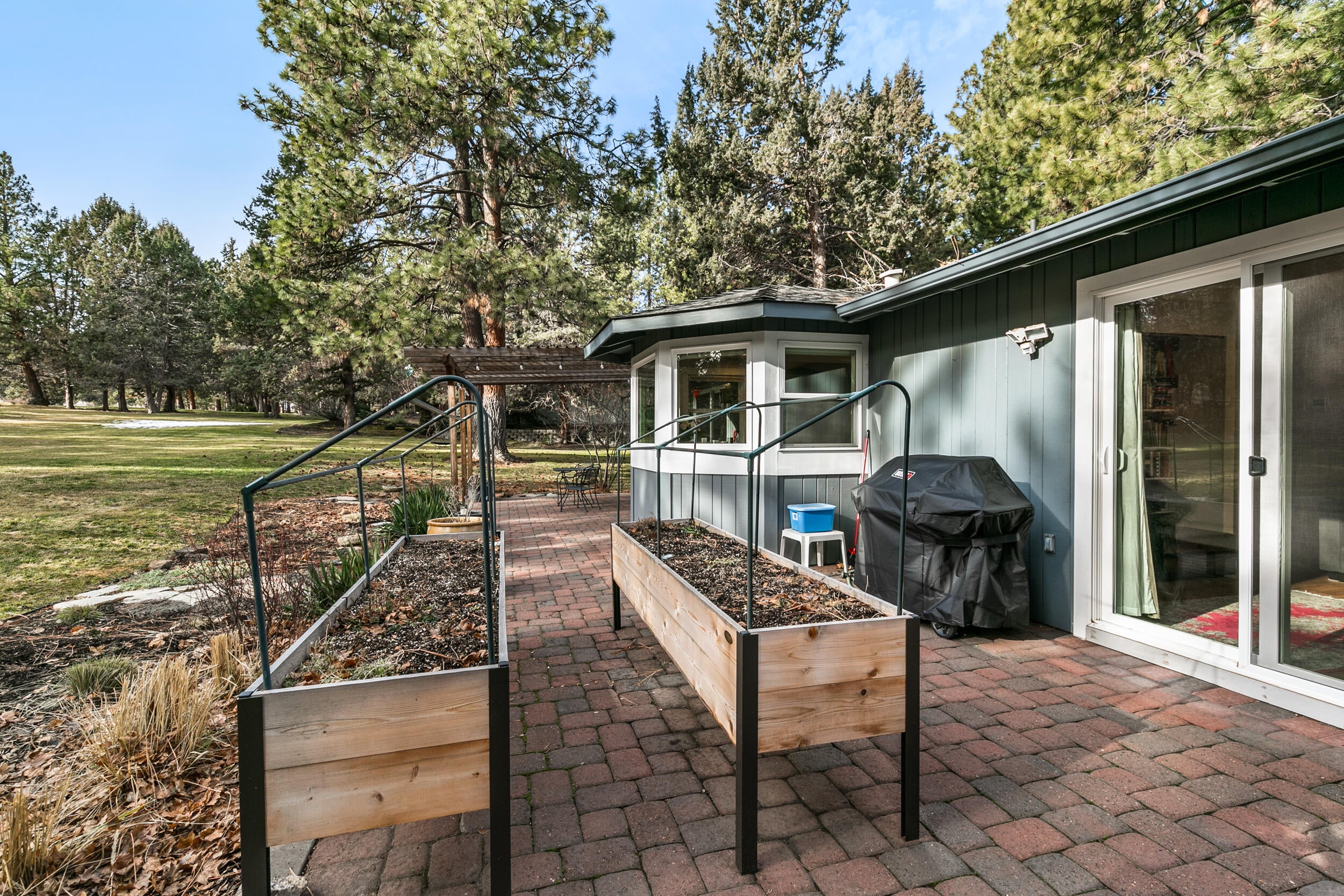 20467 Whistle Punk Road Bend, OR 97702 - Photo 36 of 46 25.0