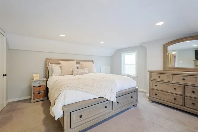 $679,900 | 16 Sunset Drive, Peabody, MA 01960