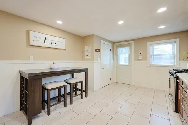 $679,900 | 16 Sunset Drive, Peabody, MA 01960