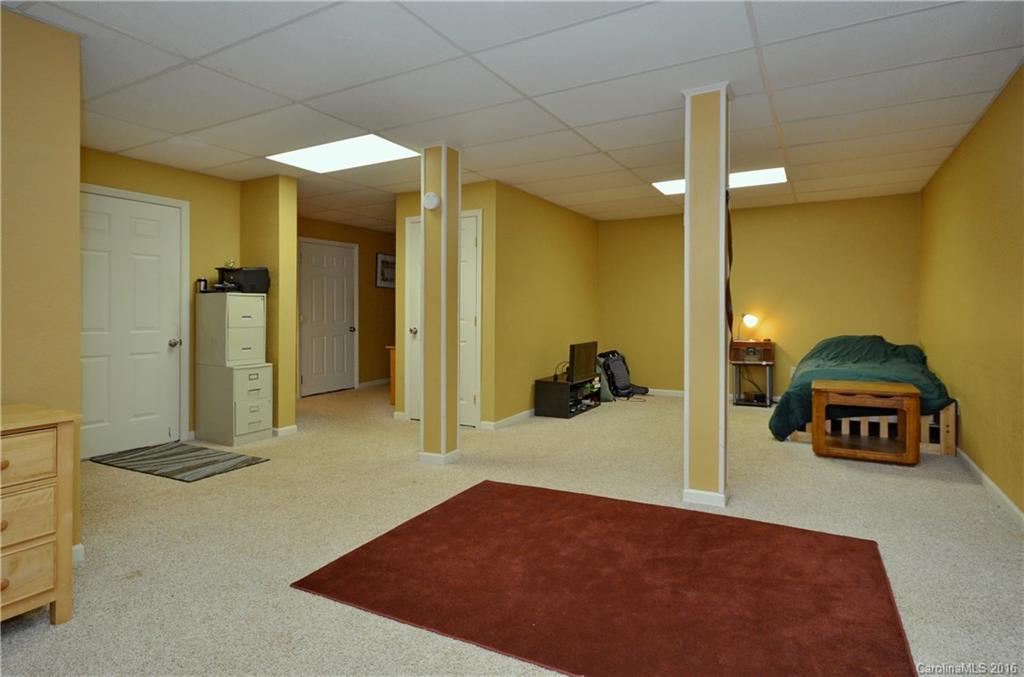 446 Rowland Rd. Swannanoa, NC 28778 - Photo 12 of 16 Gallery Image 12