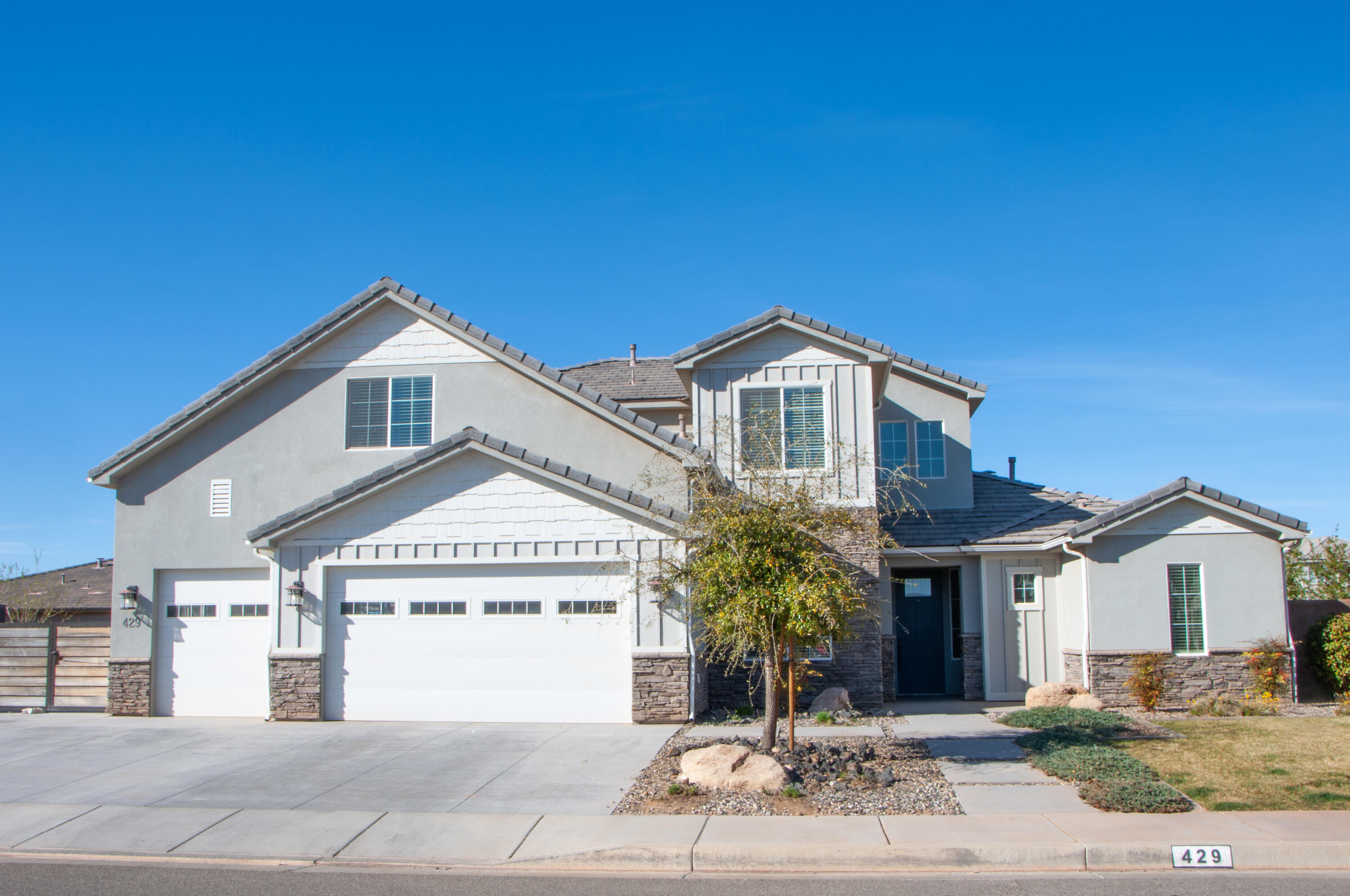 429 Treasure Valley Road Washington, UT 84780 - Photo 2 of 35 DSC_8928_front