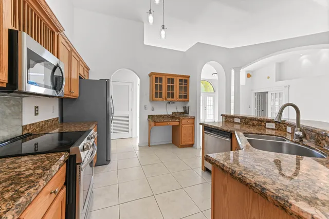 $3,000 | 681 Southwest Saragossa Avenue, Port St. Lucie, FL 34953