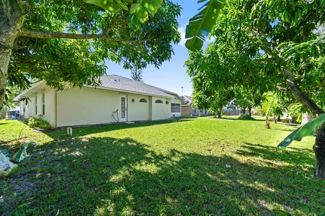 $3,000 | 681 Southwest Saragossa Avenue, Port St. Lucie, FL 34953