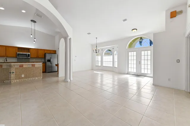 $3,000 | 681 Southwest Saragossa Avenue, Port St. Lucie, FL 34953