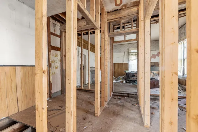 $25,000 | 129 West Conwell Street, Aurora, IN 47001