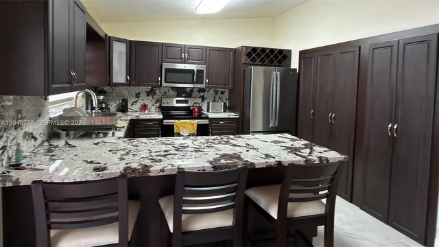 $3,500 | 1530 Southwest 138th Avenue, Unit 1530, Miami, FL 33184