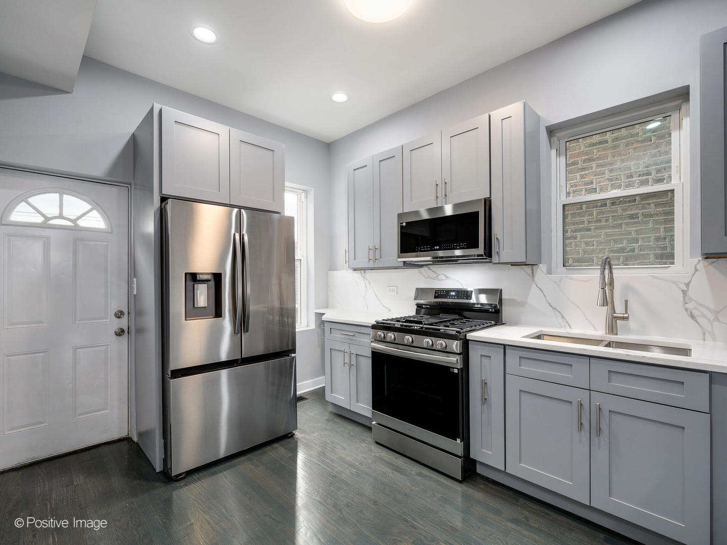 4530 West Maypole Avenue Chicago, IL 60624 - Photo 8 of 20